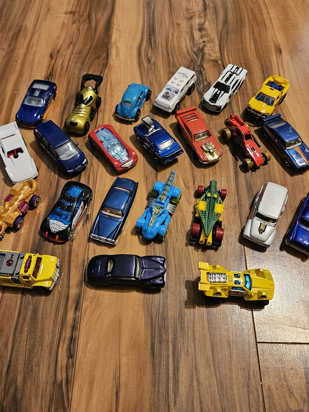 Assorted Kids Toy Cars - Hotwheels, Matchbox And Unknown (A-29)